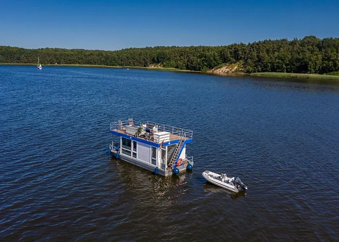 Hausboot Neu-Ringholm