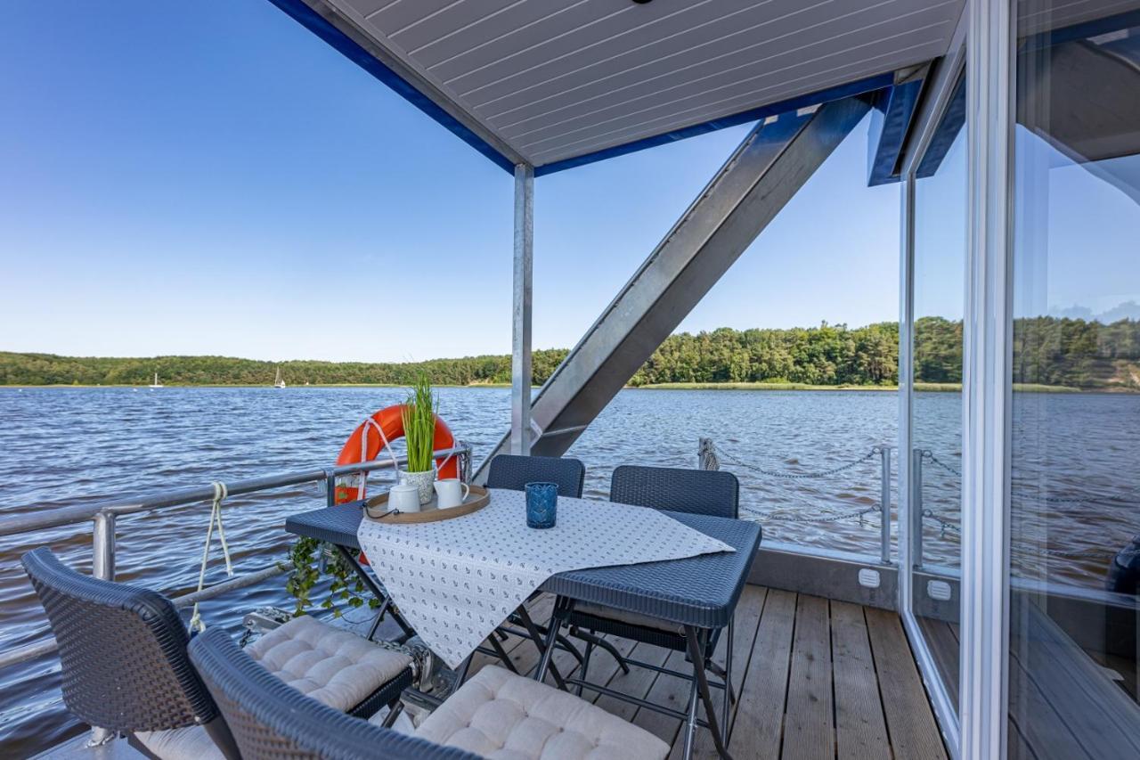 Hausboot Neu-ringholm Botel