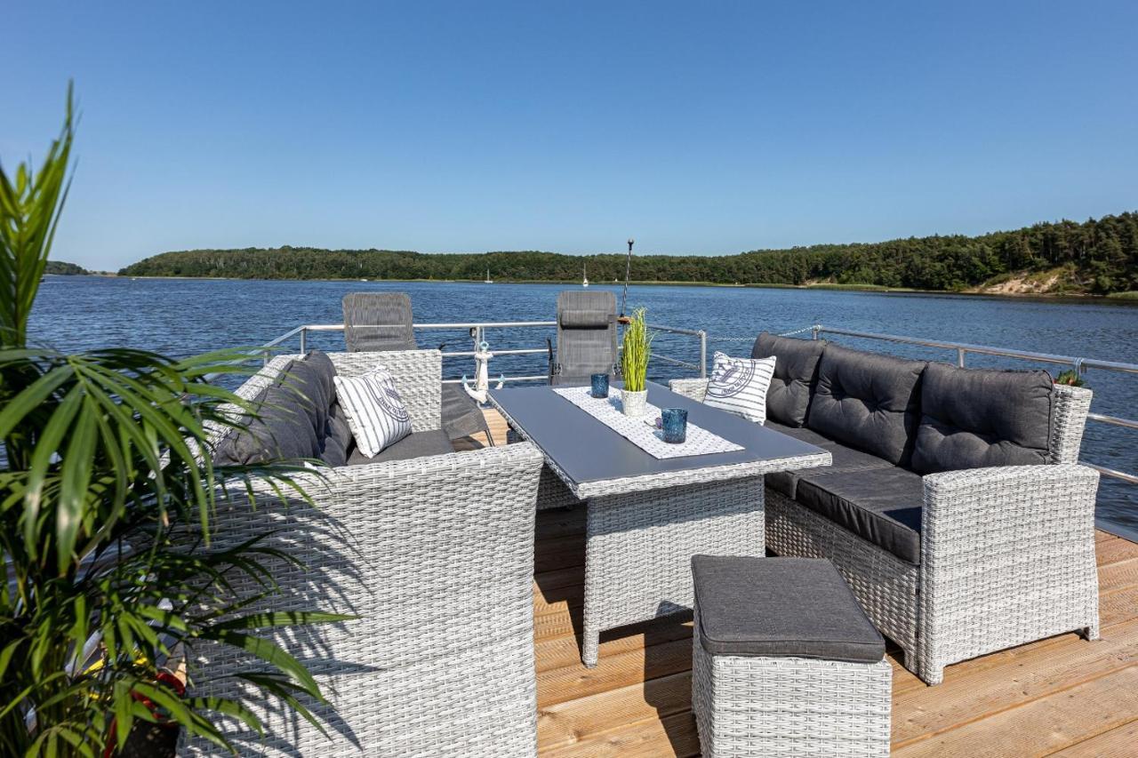 Hausboot Neu-ringholm Botel *