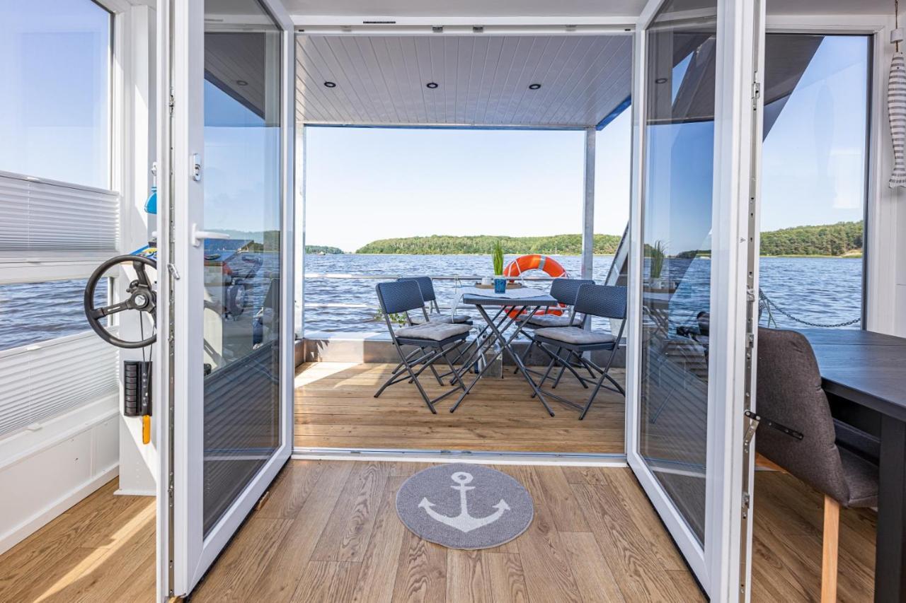 Hausboot Neu-ringholm Lübeck